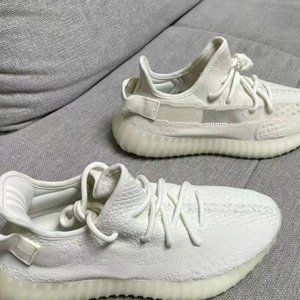 Yeezy Boost 350 V2 White coconut